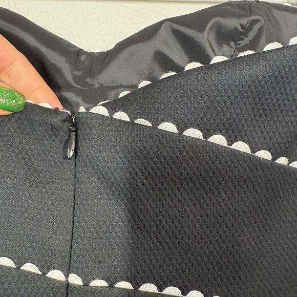 NEW! Kay Unger Strapless Cocktail Dress Offset Scallop Edge Black White - 8 - Picture 8 of 10